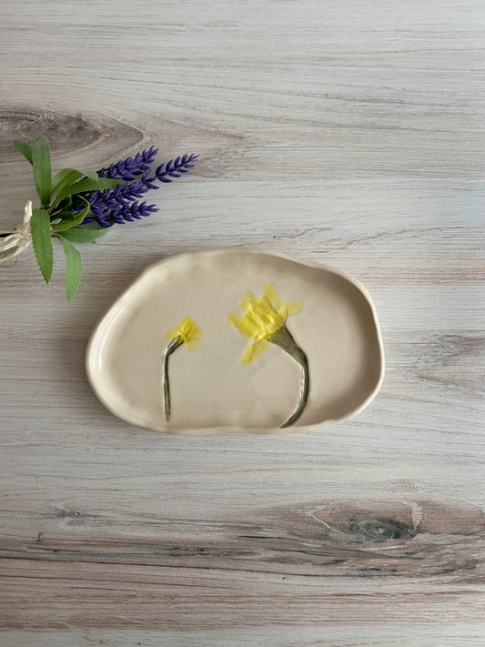 Hand-pressed Daffodil Plate
