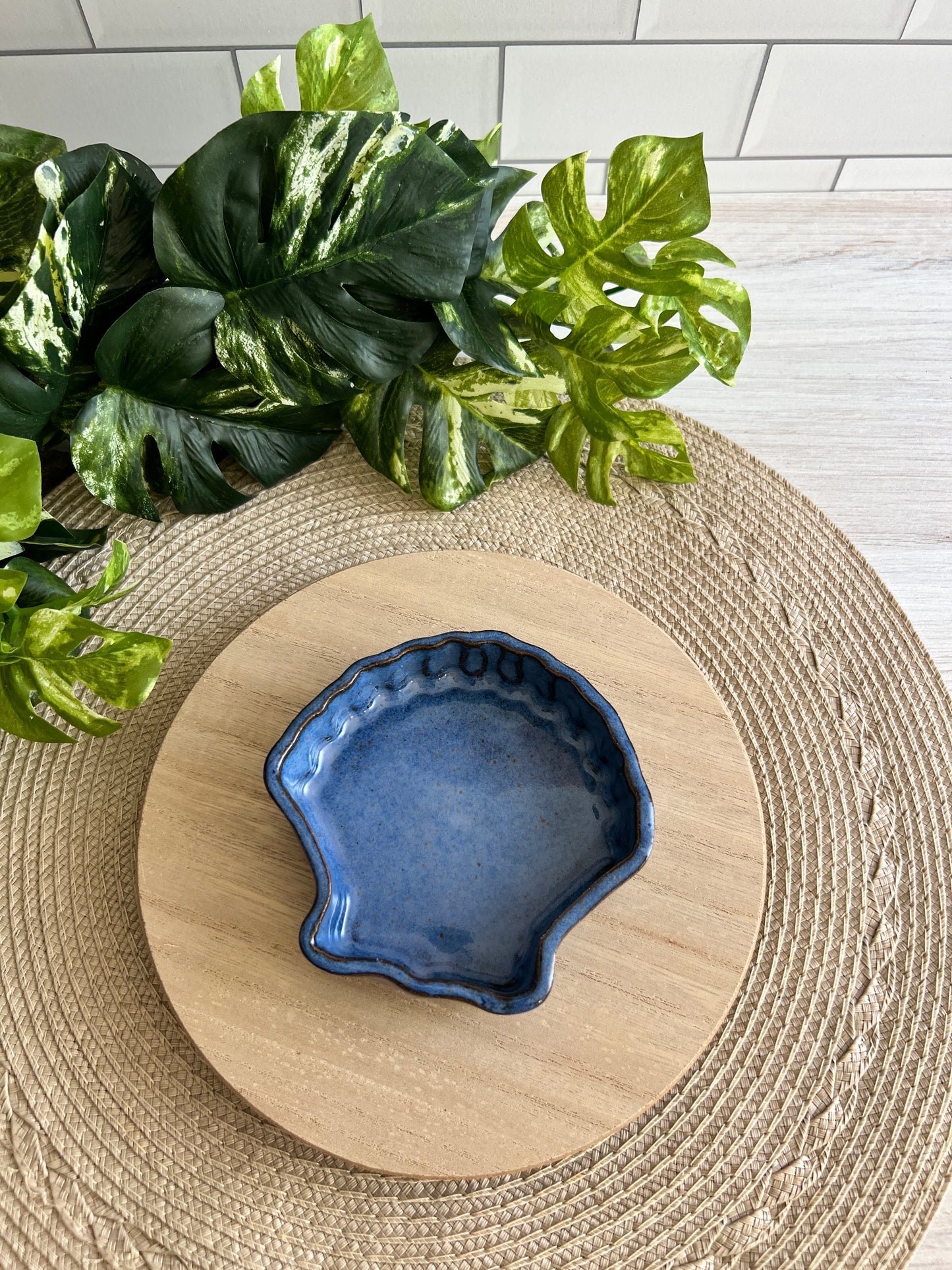 Seashell Dish in Dark Blue