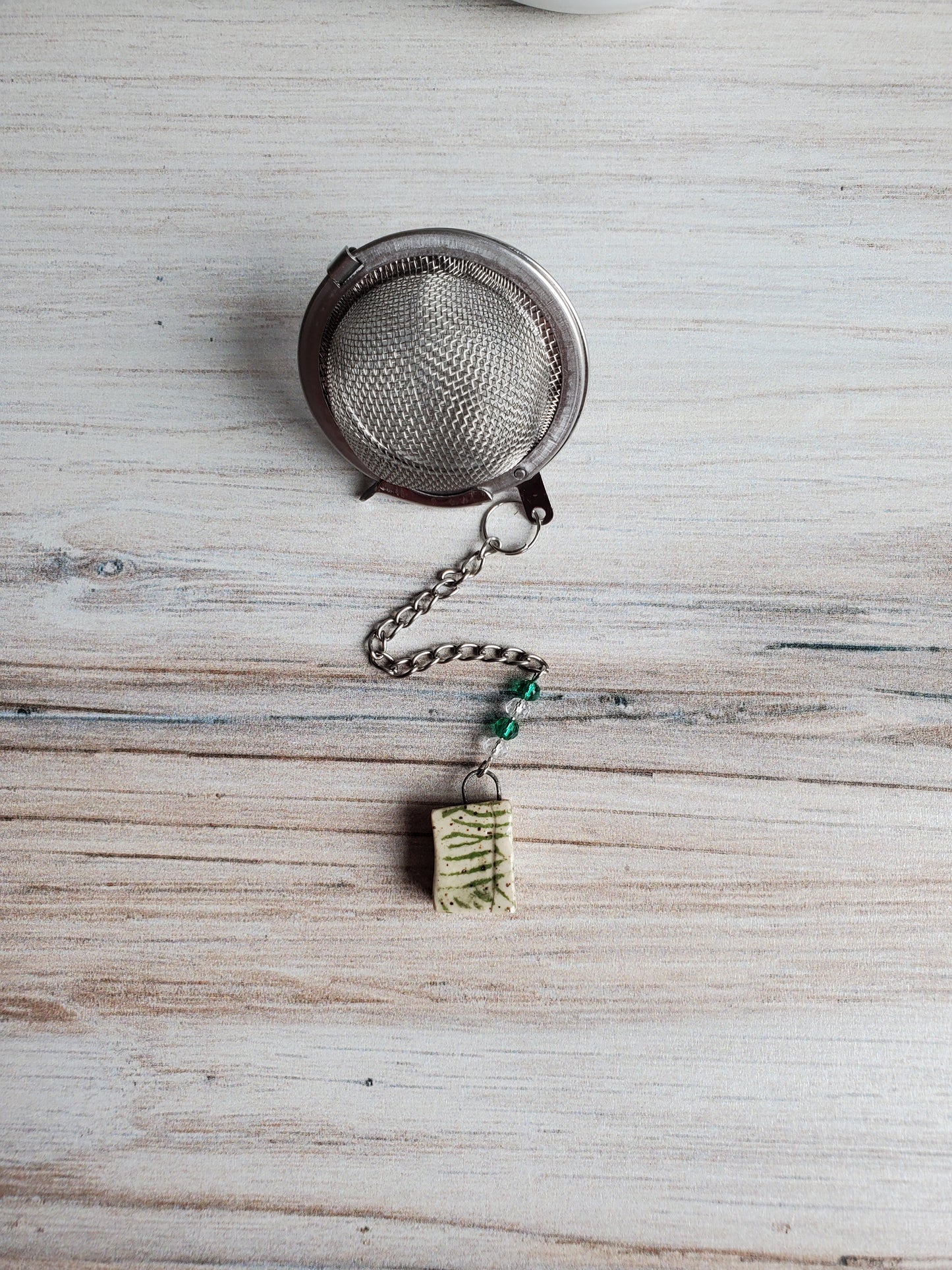 Tea Infuser- Book White and Green
